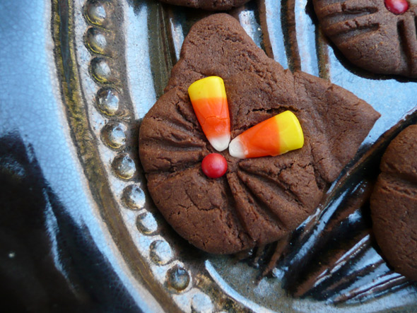 Black Magic Cat Cookies