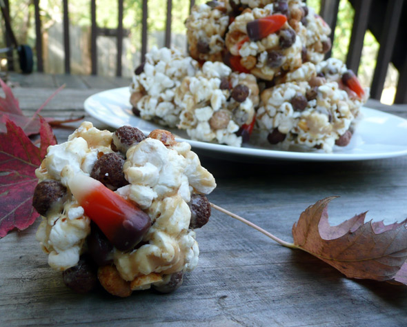 Peanut Butter-y Popcorn Balls of Awesomeness