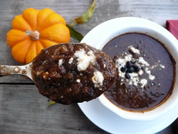 Thick & Hearty Curried Pumpkin Black Bean Soup