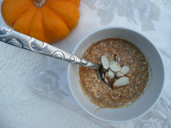 Pumpkin Spice Oatmeal with Peanut Butter & Sliced Almonds