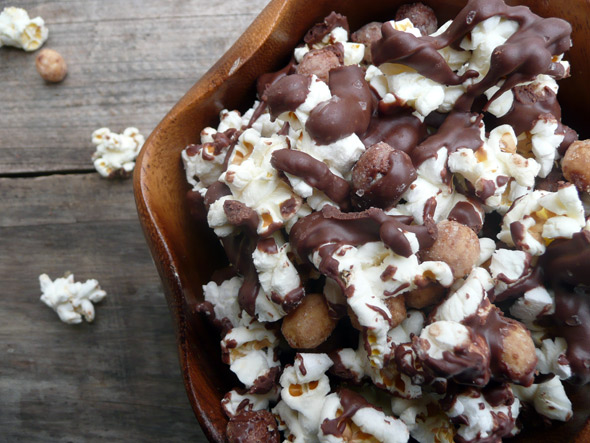 Chocolate Peanut Butter Popcorn