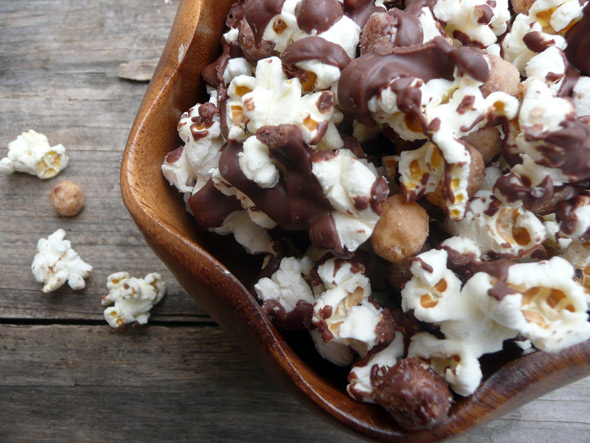 Chocolate Peanut Butter Popcorn