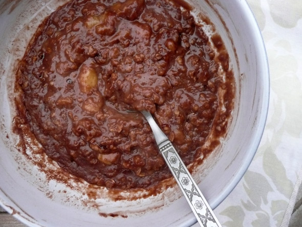 Quick & Easy Banana Nutella Oatmeal