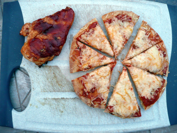 My Daughter's Dinner: Barbecue Chicken and Grilled Cheese Pizza