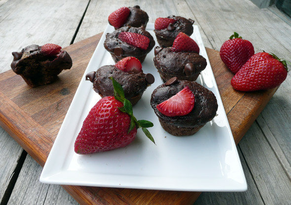 Double Chocolate Banana Berry Bites