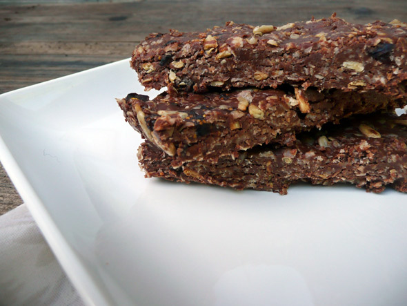 Chocolate Peanut Butter Granola Bars