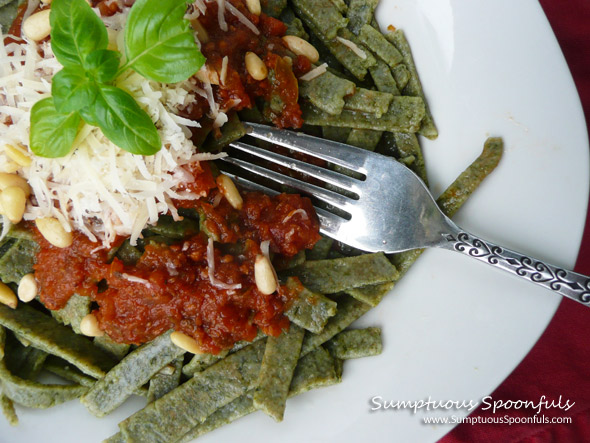 Homemade Spinach Whole Wheat Noodles