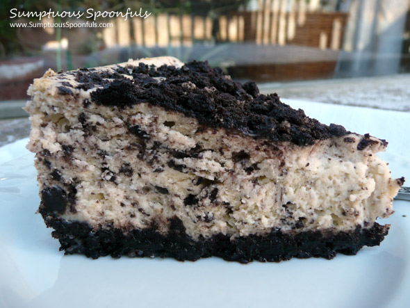 CopyCat Cheesecake Factory Oreo Cheesecake ~ from Sumptuous Spoonfuls #oreo #cheesecake #recipe