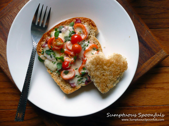 Herbed Havarti & Sweet Pepper Egg in a Hole with Bacon