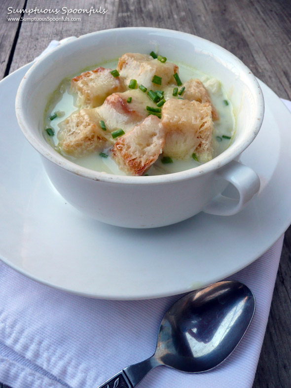 Creamy Havarti Cabbage Soup with Cheddar Croutons ~ Sumptuous Spoonfuls #soup #recipe