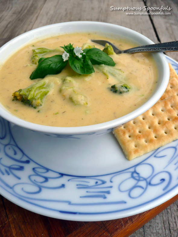 Broccoli Cauli Cheese Soup ~ Sumptuous Spoonfuls #soup #recipe