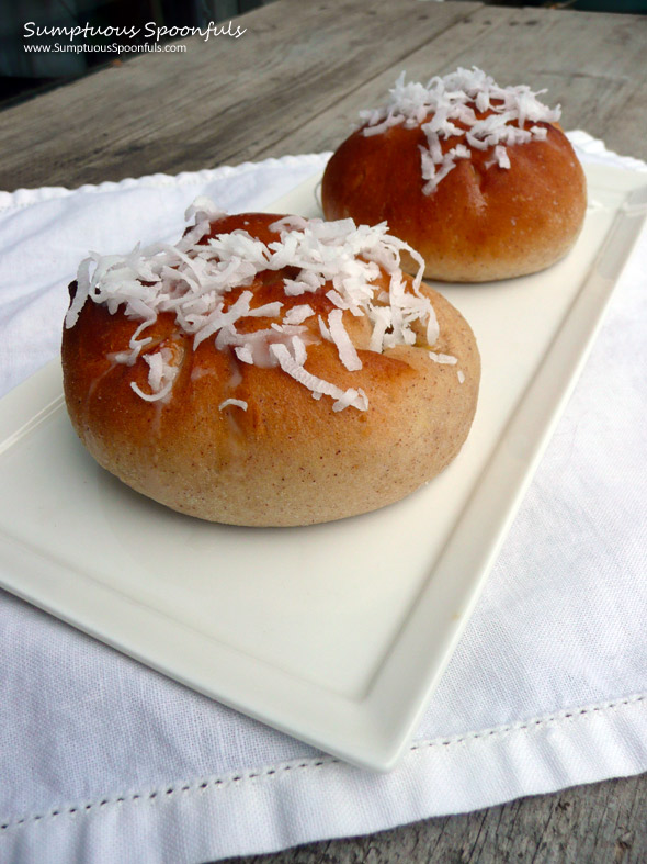 Skolebrød {Norwegian "School Buns"} ~ Sumptuous Spoonfuls #sweet #buns #recipe