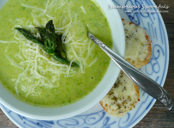 Asparagus Potato Bisque ~ Sumptuous Spoonfuls #soup #recipe