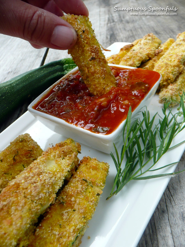 Baked Parmesan Tarragon Zucchini Fries ~ Sumptuous Spoonfuls #zucchini #recipe