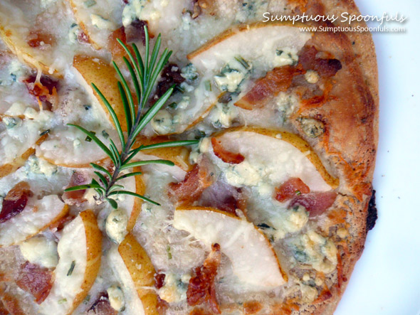 Pear Blue Cheese & Bacon Pizza with Honey Rosemary Mascarpone ~ Sumptuous Spoonfuls #pizza #recipe