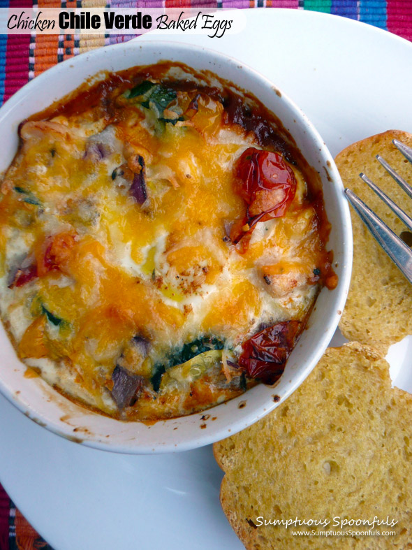 Chicken Chile Verde Baked Eggs ~ Sumptuous Spoonfuls #Mexican #Breakfast #Recipe
