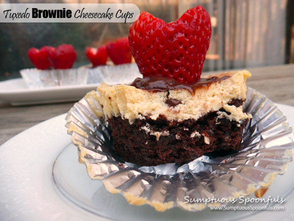 Tuxedo Brownie Cheesecake Cups ~ Sumptuous Spoonfuls #brownie #cheesecake #chocolate #dessert #recipe