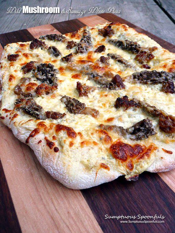 Wild Mushroom & Sausage White Pizza ~ Sumptuous Spoonfuls #mushroom #pizza #recipe