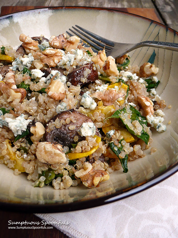 Roasted Mushroom Kale Quinoa Salad with blue cheese crumbles & toasted walnuts ~ Sumptuous Spoonfuls #mushroom #kale #quinoa