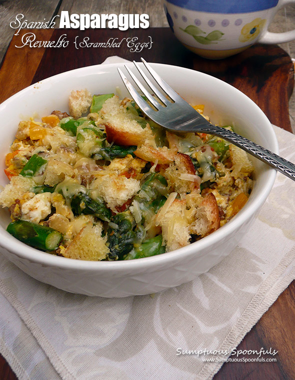 Spanish Asparagus Revuelto ~ Sumptuous Spoonfuls #easy #elegant #scrambledEggs #recipe