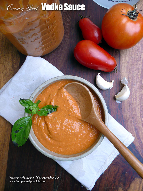 Creamy Good Vodka Sauce ~ a lightened version of vodka sauce that tastes so rich and addicting you'll never miss the extra fat! vegan option included