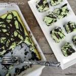 Oreo Shamrock Cheesecake Squares ~ Sumptuous Spoonfuls #cheesecake #bars #recipe