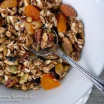 Pumpkin Chai Granola with Apricots ~ Sumptuous Spoonfuls #chai #granola #recipe