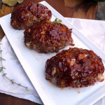 Barbecue Cheddar Mini Meatloaves ~ Sumptuous Spoonfuls #kidfriendly #meatloaf #recipe