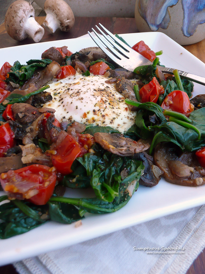 Spinach Mushroom Breakfast Skillet image