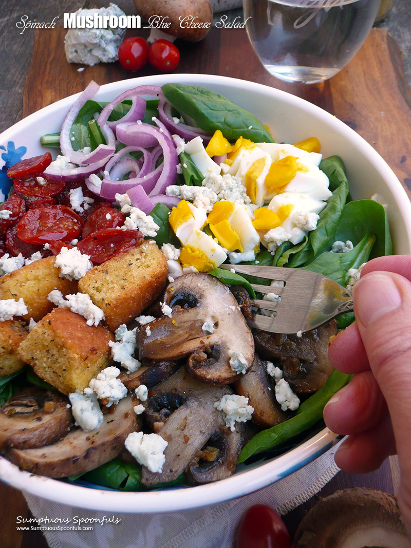 Spinach Mushroom Blue Cheese Salad