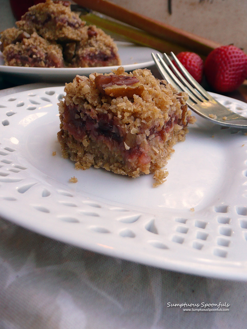 Strawberry Rhubarb Crumble Bars - a healthier option